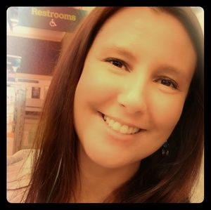 Meet your Posher, Annie